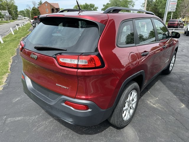 2016 Jeep Cherokee Sport