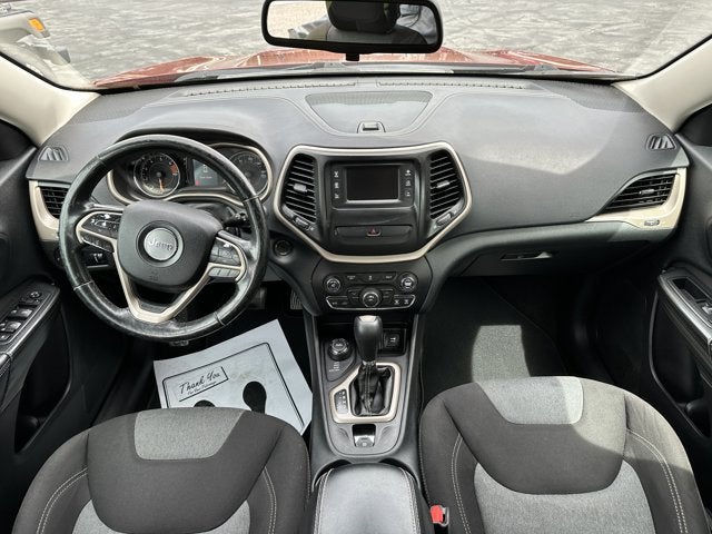 2016 Jeep Cherokee Sport