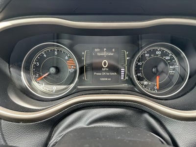 2016 Jeep Cherokee Sport