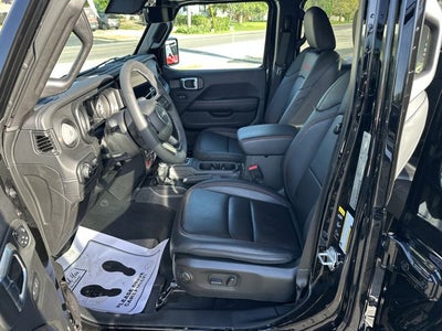 2025 Jeep Wrangler 4-Door Rubicon 4x4