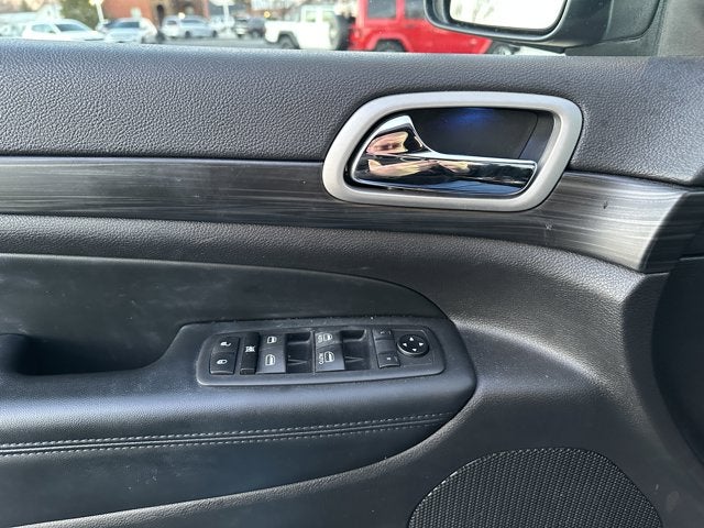 2020 Jeep Grand Cherokee Laredo E 4x4