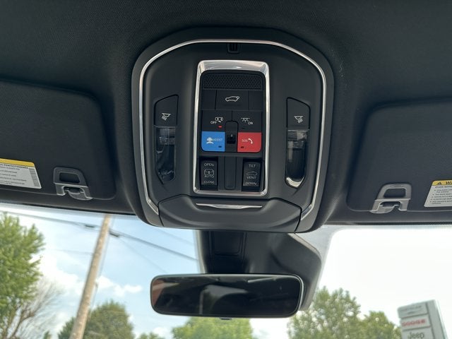 2026 Jeep Grand Cherokee Altitude 4x4