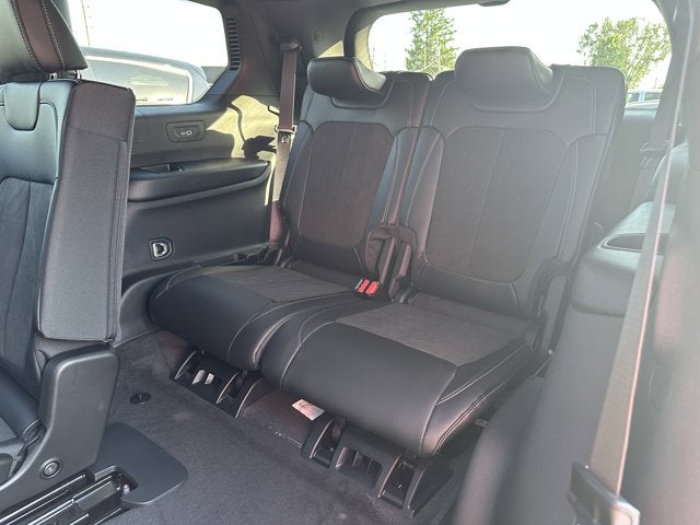 2026 Jeep Grand Cherokee GRAND CHEROKEE L LAREDO ALTITUDE 4X4