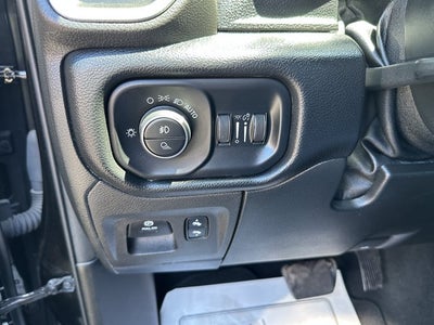 2019 RAM 1500 Big Horn/Lone Star Quad Cab 4x4 6'4' Box