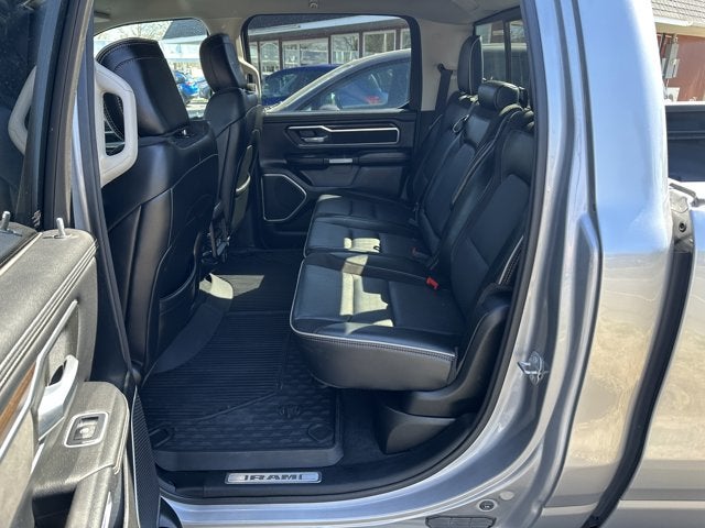 2022 RAM 1500 Laramie Crew Cab 4x4 6'4' Box