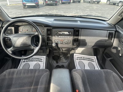2003 Dodge Dakota Base