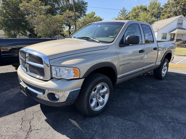 2002 Dodge Ram 1500 4dr Quad Cab 140" WB 4WD