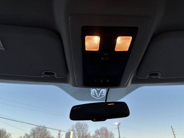 2010 Dodge Ram 1500 SLT/Sport/TRX