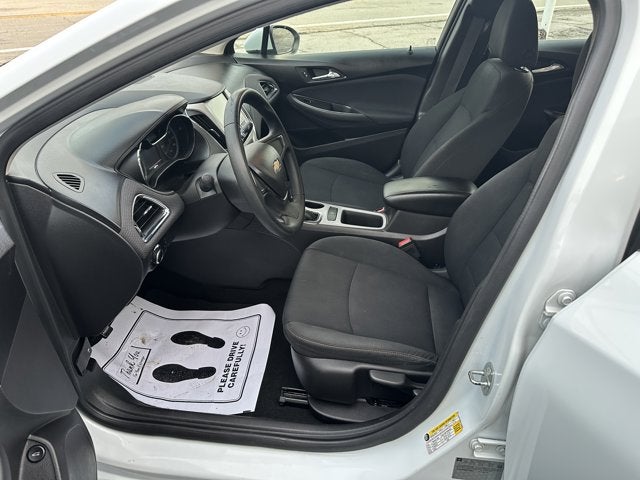 2016 Chevrolet Cruze LS Auto