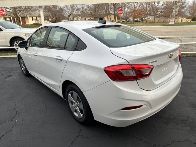 2016 Chevrolet Cruze LS Auto