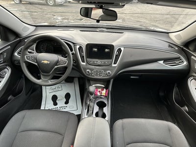 2022 Chevrolet Malibu FWD LT