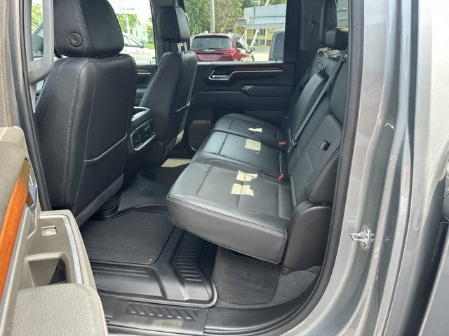 2025 GMC Sierra 2500HD 4WD Crew Cab Standard Bed Denali