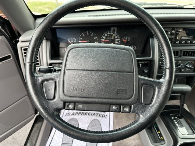 1993 Jeep Grand Cherokee Laredo