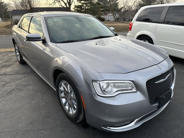 2015 Chrysler 300 Limited