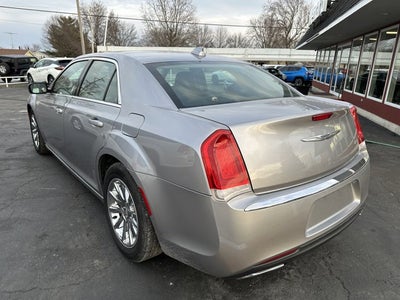 2015 Chrysler 300 Limited