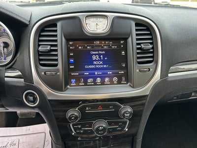 2015 Chrysler 300 Limited