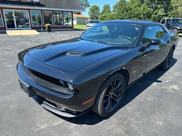 2018 Dodge Challenger SXT Plus