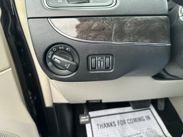 2012 Chrysler Town & Country Touring