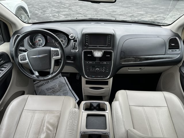 2012 Chrysler Town & Country Touring
