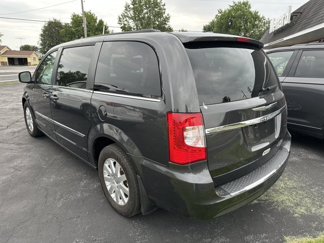 2012 Chrysler Town & Country Touring