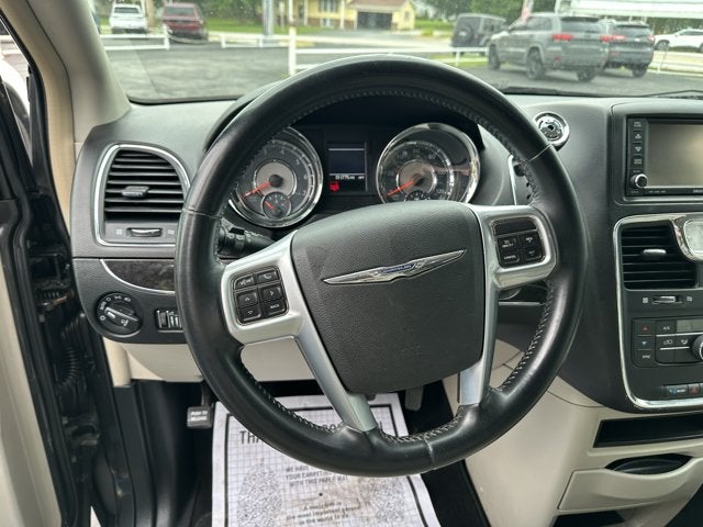 2012 Chrysler Town & Country Touring