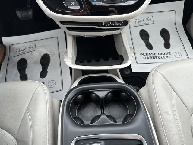 2021 Chrysler Pacifica Touring L