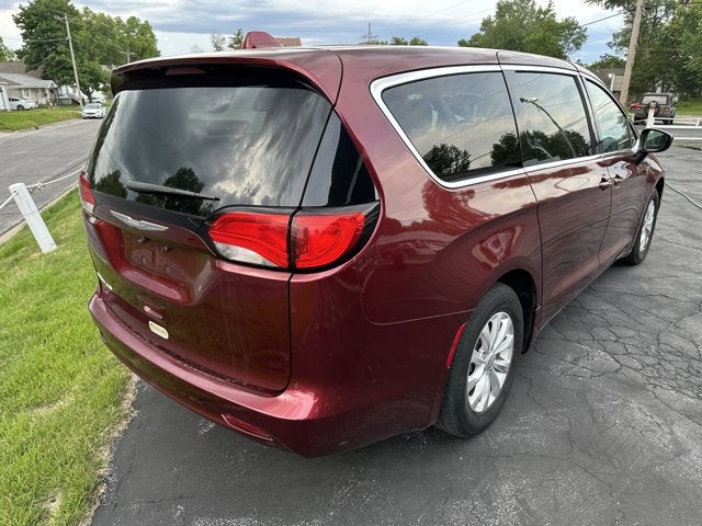 2017 Chrysler Pacifica Touring