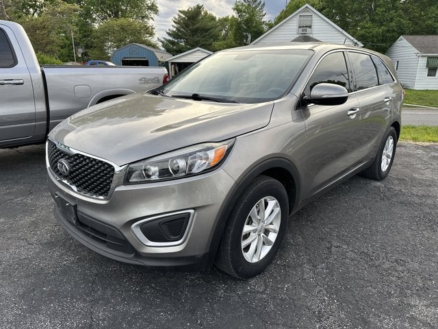 Used 2018 Kia Sorento L with VIN 5XYPG4A37JG413457 for sale in Ruma, IL